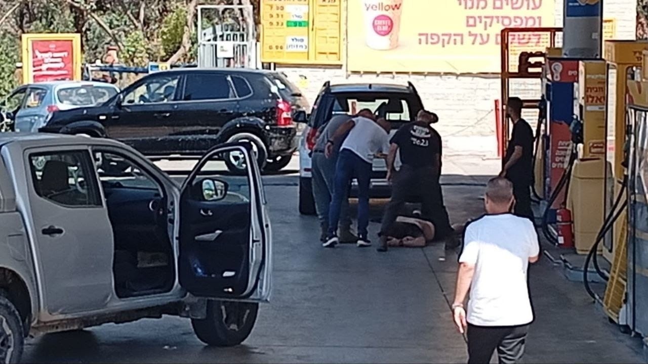 الضفة تقاوم: مقتل مستوطن وإصابة آخرين في عملية إطلاق نار قرب قلقيلية