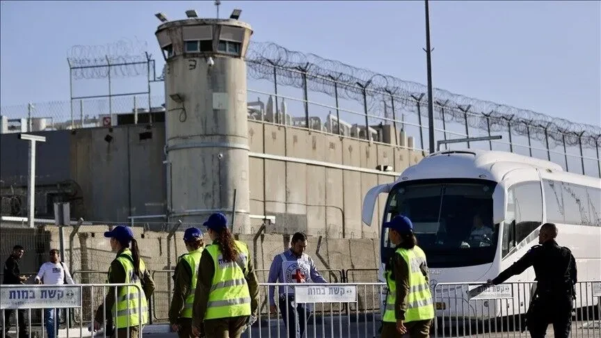 سوء الطعام ونقص الملابس يفاقمان معاناة الأسرى الفلسطينيين في سجن النقب